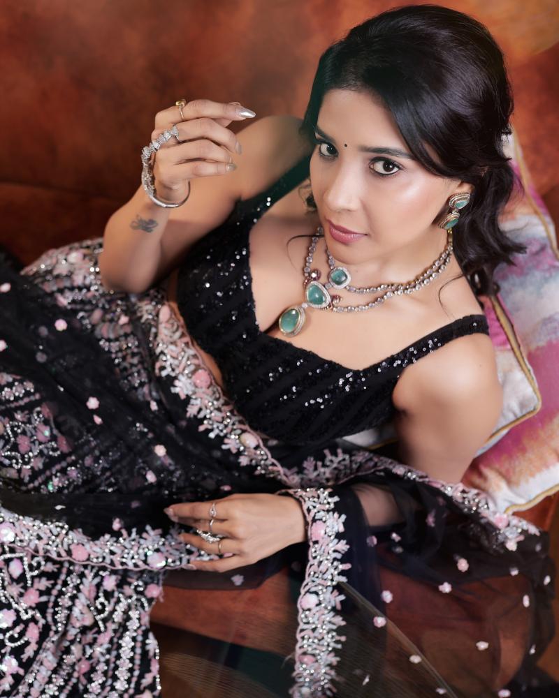 sakshi-agarwal-hot-photos